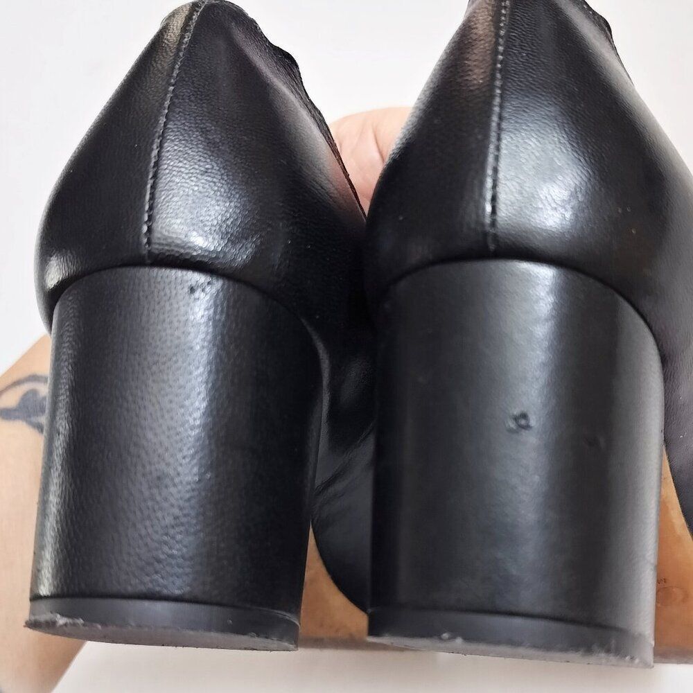 CHLOE Lauren Scalloped Leather Pumps Curved Block Heels Slip On 37.5 / 7.5 Black - Picture 7 of 16